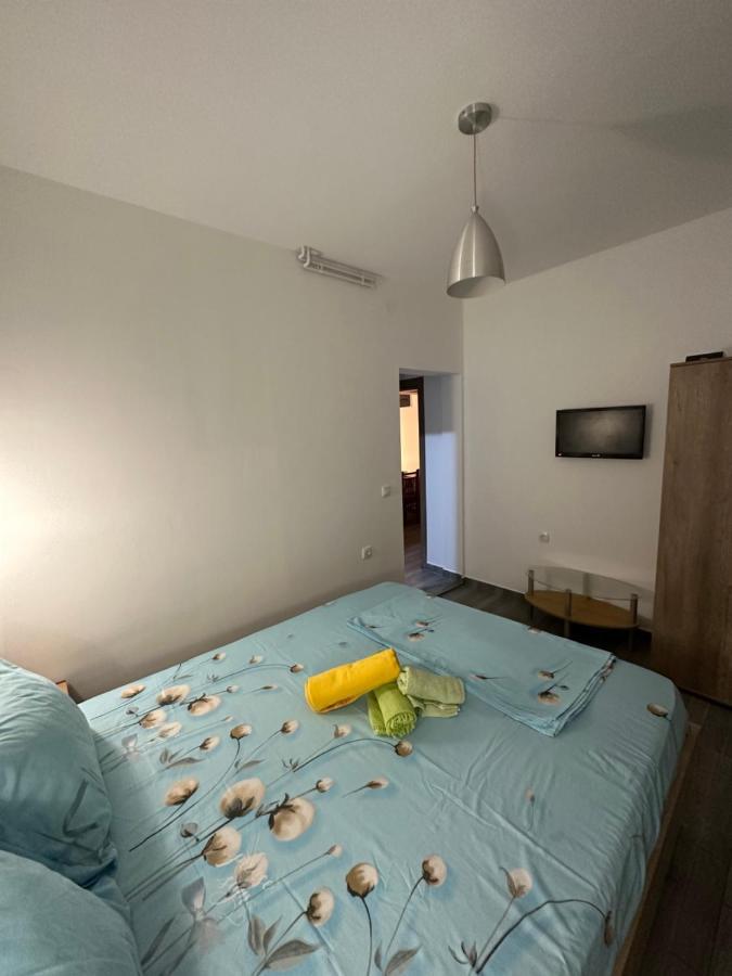 Apartments Baja Улцинь Екстер'єр фото