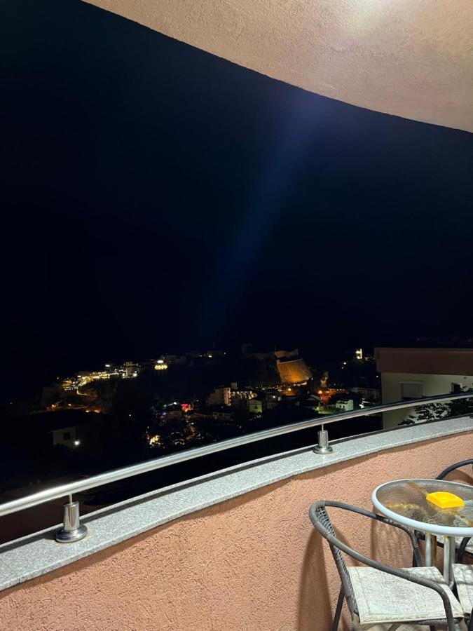 Apartments Baja Улцинь Екстер'єр фото