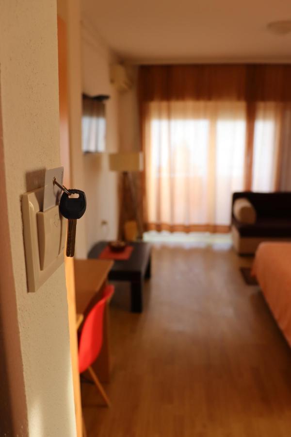 Apartments Baja Улцинь Екстер'єр фото